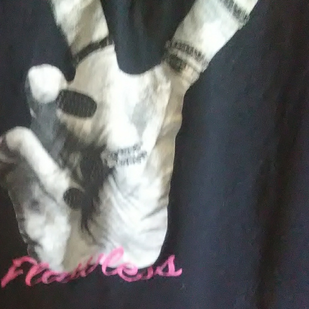 On Fire tee - Picture 2 of 4